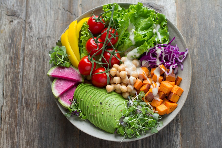 Fresh food bowl